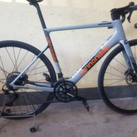 CANNONDALE SUPER SIX EVO