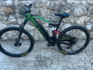 Bici mtb assistita