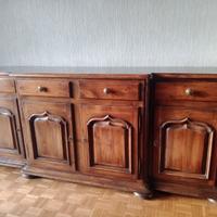 Credenza in arte povera