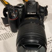 NIKON D5300 con 2 obbiettivi.