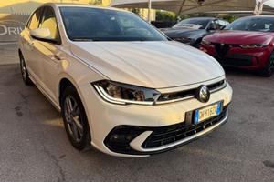 Volkswagen Polo 1.0 TSI DSG R-Line