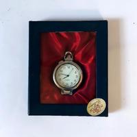 Orologio da Taschino, Eleganza Minimalista