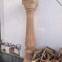 Colonne in pietra arenaria india XVIII sec