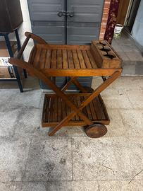 Carrello da piscina in legno