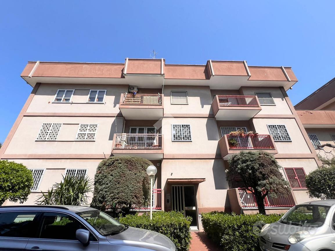 4 LOCALI A BARI - Altro