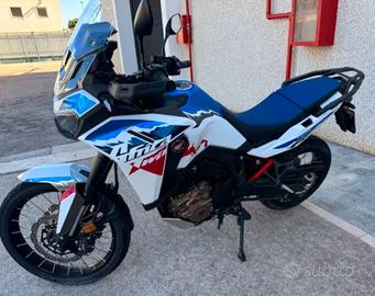 Honda Africa Twin automatico ultimo modello 2025