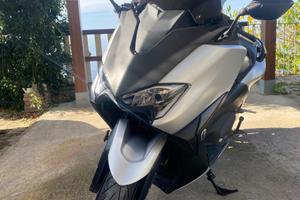 Yamaha T Max 530 - 2018