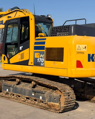 ESCAVATORE KOMATSU PC170