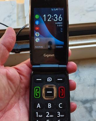 Cellulare Gigaset per anziani 4G