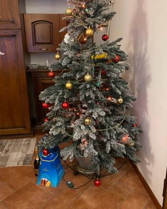 Albero di natale mt 1,90 con addobbi e luci