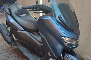 Scooter tagliandato da visionare