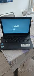 computer asus 16,5 pollici 