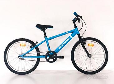 Bicicletta b'twin azzurra da bambino 20"