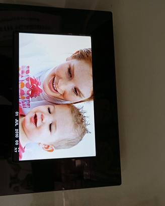 cornice digitale sony