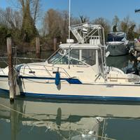 Hatteras 32 Fly anno 1983 motori Cat 320