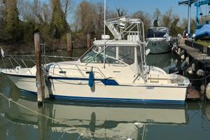 Hatteras 32 Fly anno 1983 motori Cat 320