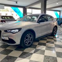 Alfa Romeo Stelvio 2.2 Turbodiesel 160 CV AT8 RWD 