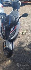 .maxi scooter