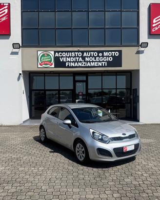 Kia Rio 1.4 CRDi WGT 5p. EX
