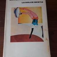ANTHONY BURGESS, La dolce bestia