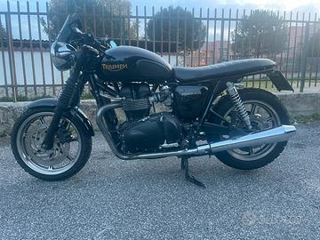 Triumph bonneville