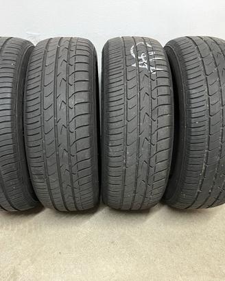 Pneumatici Toyo