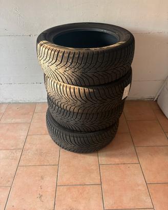 Pneumatici invernali Kumho WinterCraft 225/55 r18