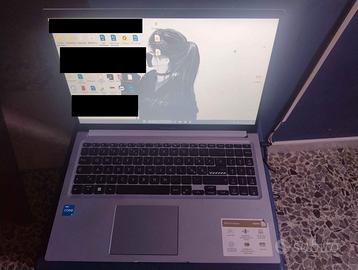 Laptop ASUS/Win11/12 gb ram/intel i3/512 gb SSD