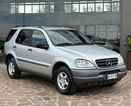 Mercedes-benz ML 230