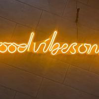 Scritta neon WALLITY