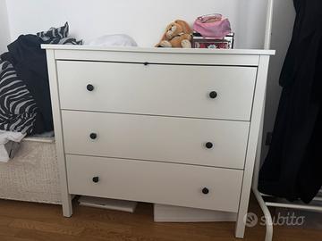 Cassettone ikea