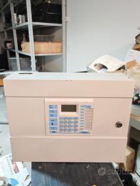 centrale tecnoalarm tp8