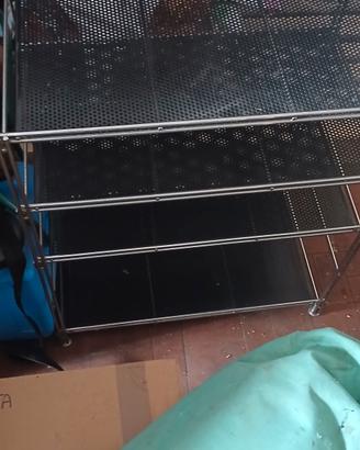 scaffale in acciaio per ufficio