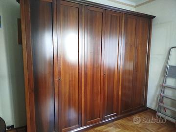 Armadio classico a 6 ante in legno massello