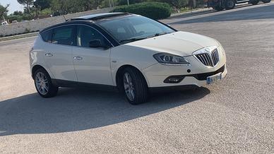 Lancia delta 1.6 120cv oro