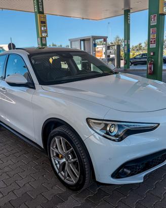 Alfa Romeo Stelvio 2.2 210 CV AT8 Q4 TETTO/PELLE/2