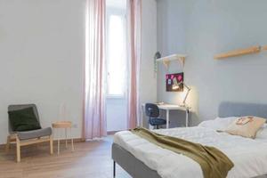 Stanza in appartamento di 227 m² a Roma