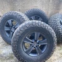 Gomme 35 e cerchi 17 jeep wrangler jk jl