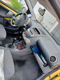 auto peugeot  107