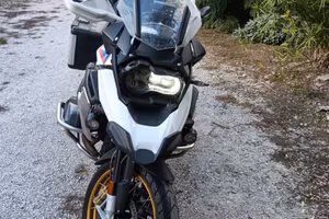 BMV R  GS- Full optional