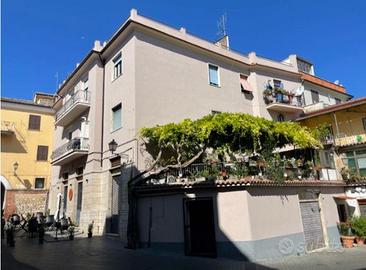 Vendita attico centro storico via L.Ceci