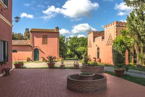 Villa - Cecina