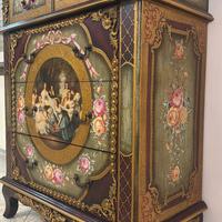 mobile decorato dipinto a mano stile classico