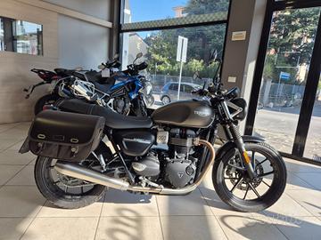 Triumph Street Twin