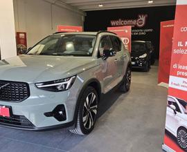 Volvo XC40 2.0 b3 Ultra Dark auto