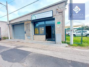 Capannone in Via Giuseppe Speziale Taranto