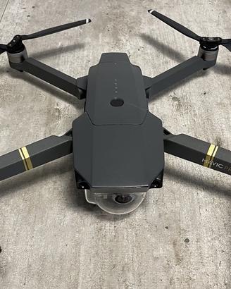 DJI Mavic Pro + batteria e tutti gli accessori