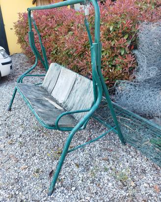 dondolo da giardino