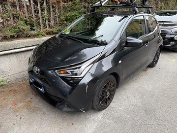Toyota aygo e connect