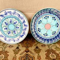 Coppia di vassoi in maiolica